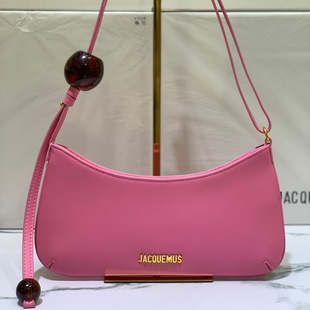 jacquemus�����¿�С���OӋ�߼��Іμ�б��Ҹ��������ٴ����