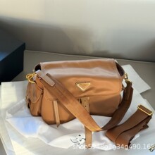 拉达家正确版尼龙拼牛皮邮差包通勤相机包百搭机车包休闲黑金腋下