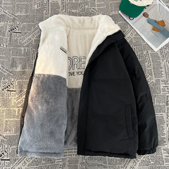 冬の新型子羊の綿服は男女同型の両面にベルベットのコートを着ている綿の上着がゆるいカップルの綿服を着ている