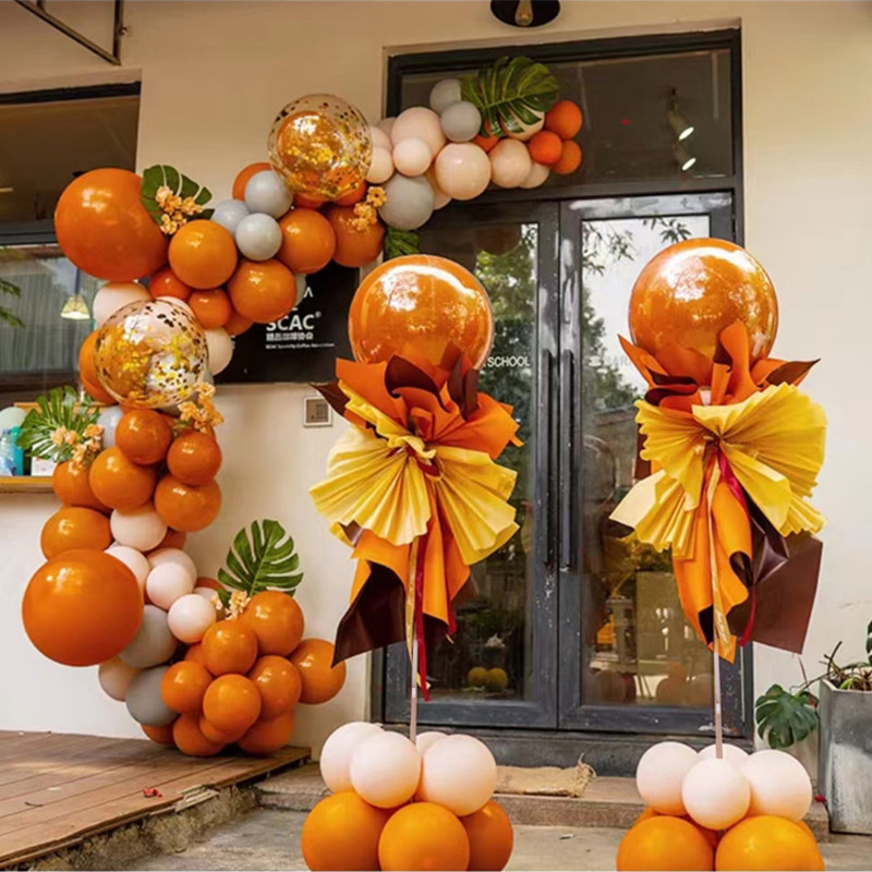 Opening anniversary event balloon chain pillar atmosphere decoration store entrance store celebration Thanksgiving scene arrangement