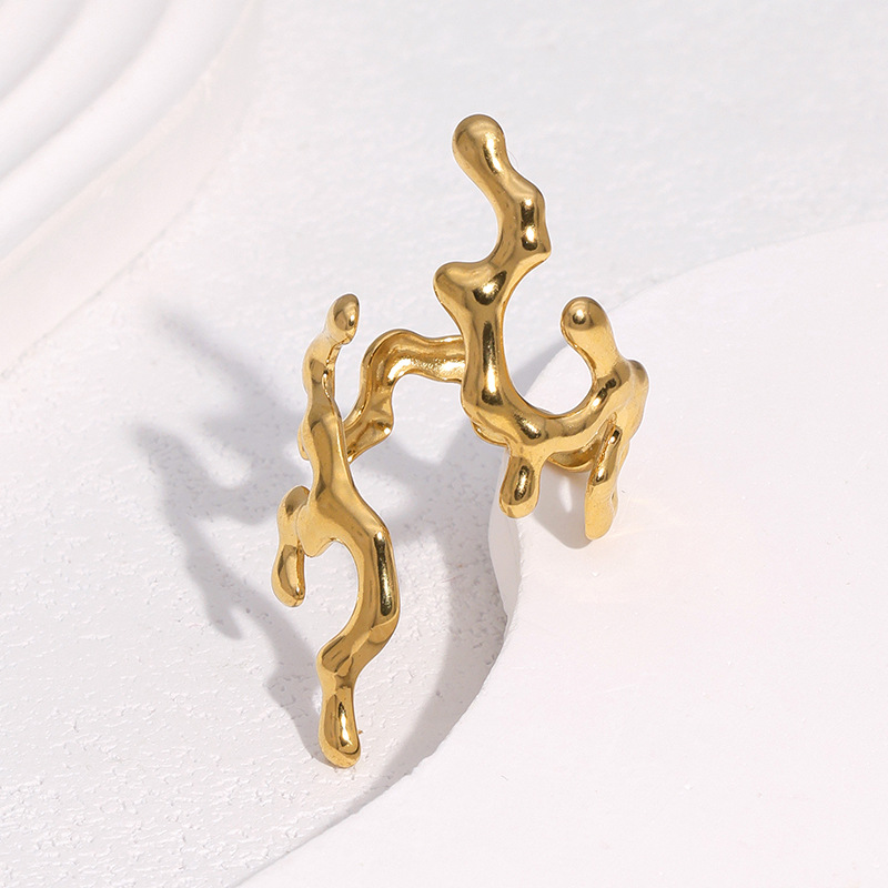 Glittrande designerring för kvinnor, stilren och bekväm_voghion.com