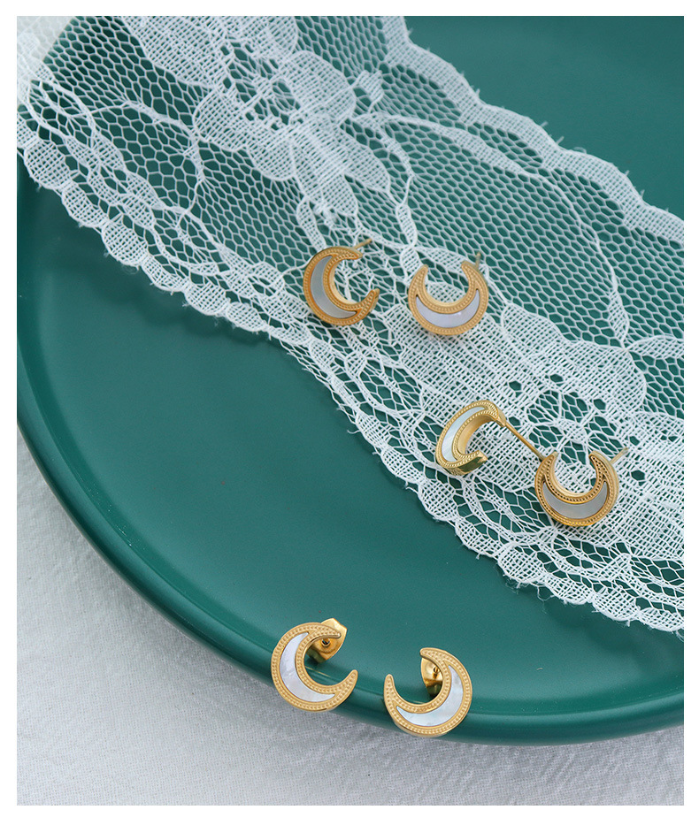 Marka French Style White Sea Shell Moon Pendant Necklace Earrings Female Clavicle Chain Titanium Ste