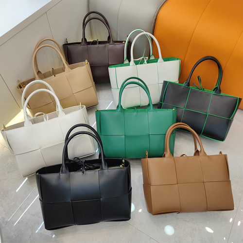 2024 Cross-border New Leather Hand-woven Bag Fashion Genuine Leather Shoulder Bag Single-shoulder Crossbody Large Tote Bag for Women