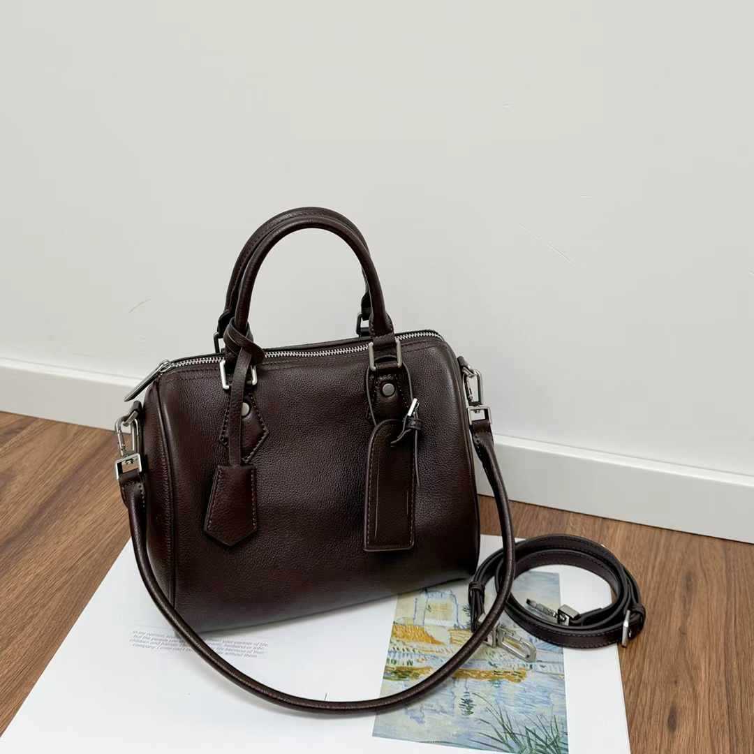 2025新款真皮女包跨境休闲复古手提斜挎包头层牛皮迷你波士顿女包