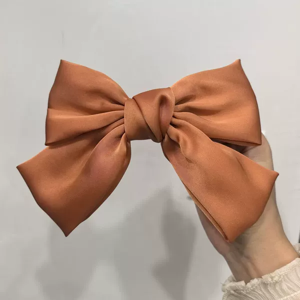 Orange hairpin