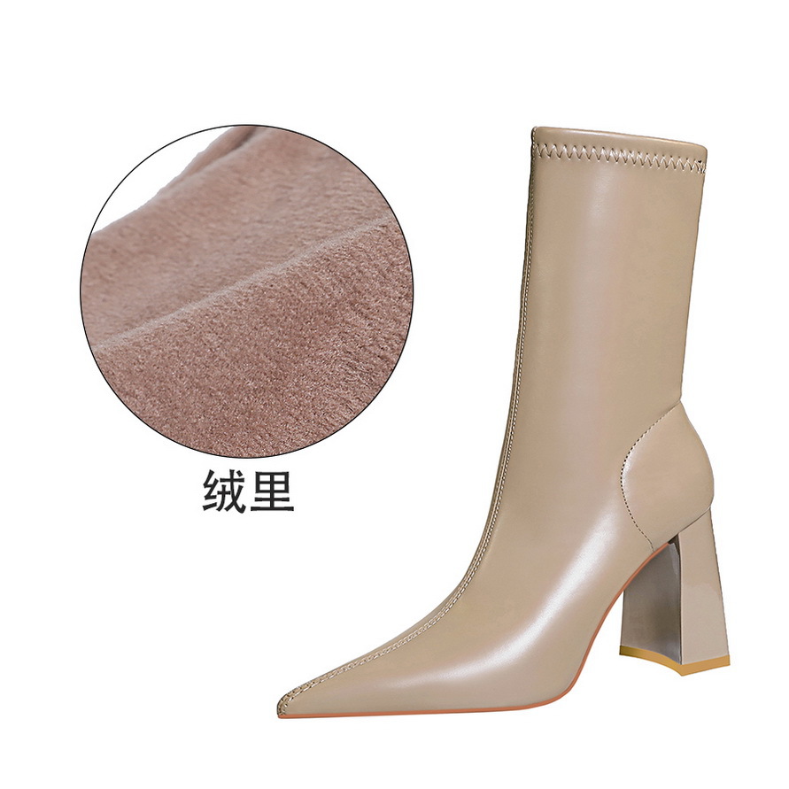 Botas cortas 318-12 (este modelo está agotado y no se volverá a tener en stock) image 11