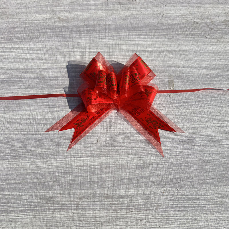 Navidad, víspera de Navidad, manzanas, manzanas, embalaje de regalos de boda, arco de boda, flores de mano, decoración del coche de boda