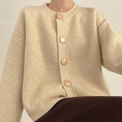 Women's Loose Crew Neck Knit Cardigan Sweater with Minimalist Design, 2025 Autumn/Winter Fashion, Casual and Relaxed Style, Solid Color Round Neck Top