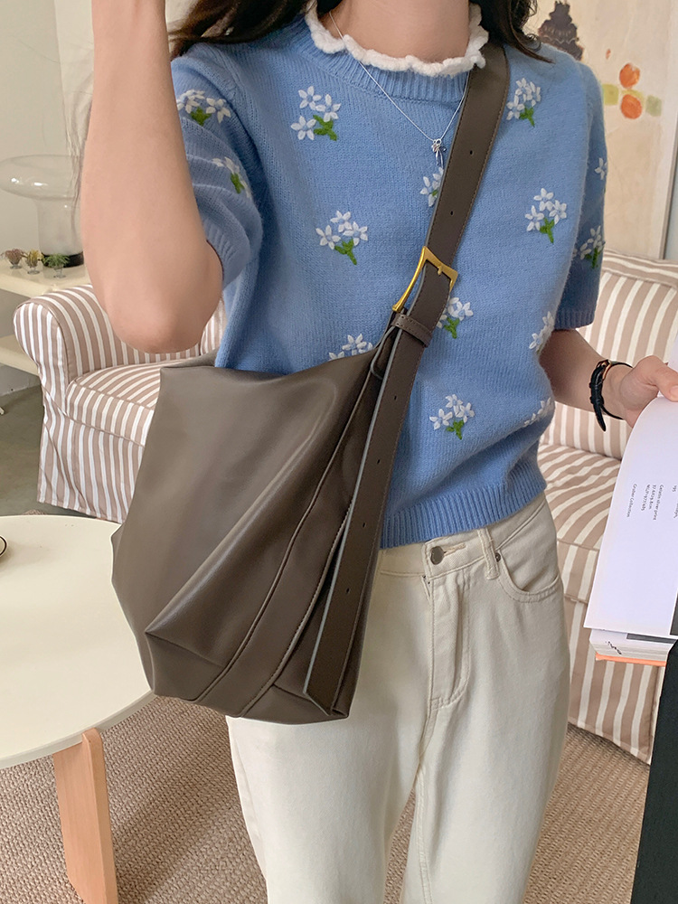 Korean Versatile Soft Collapse and Minimalist Style Single Shoulder Big 2024 New Women's Large Capacity Crossbody Bag_voghion.com