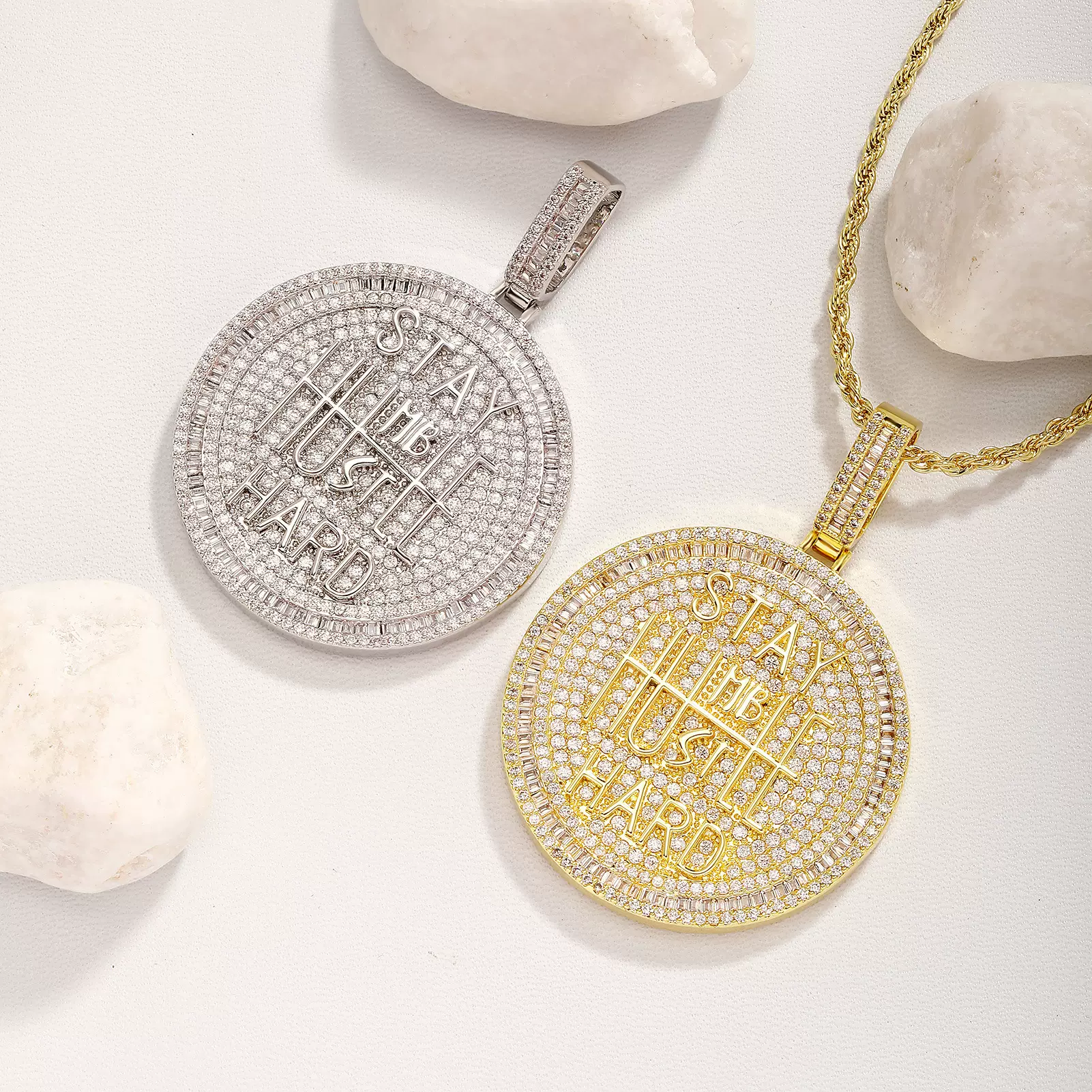 欧美潮流个性保持冷静字母圆牌吊坠满钻古巴项链男嘻哈项饰批发