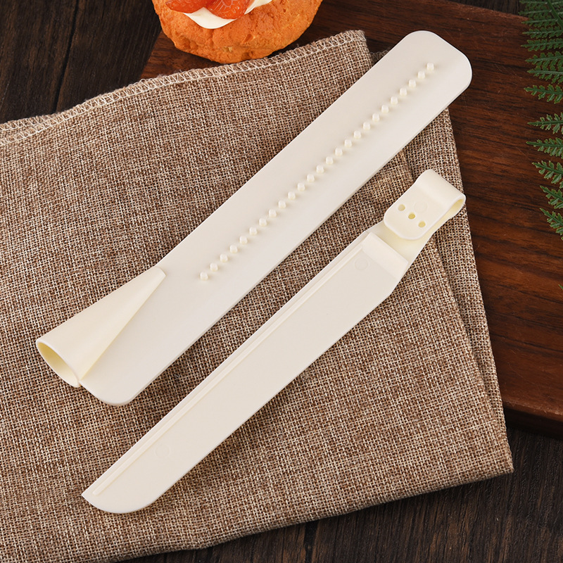 Adjustable height cake flattener cake surface scraper cake square cream baking tool