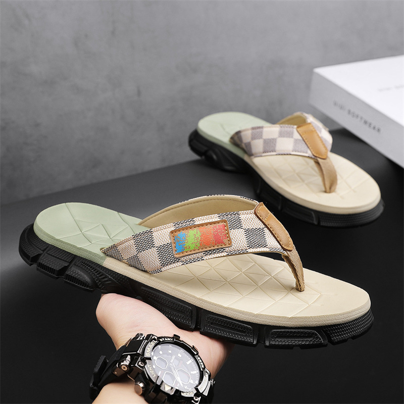 2025 verano nuevo estilo de los hombres chanclas zapatos de playa con clip exterior tendencia casual antideslizante moda sandalias y zapatillas hombres