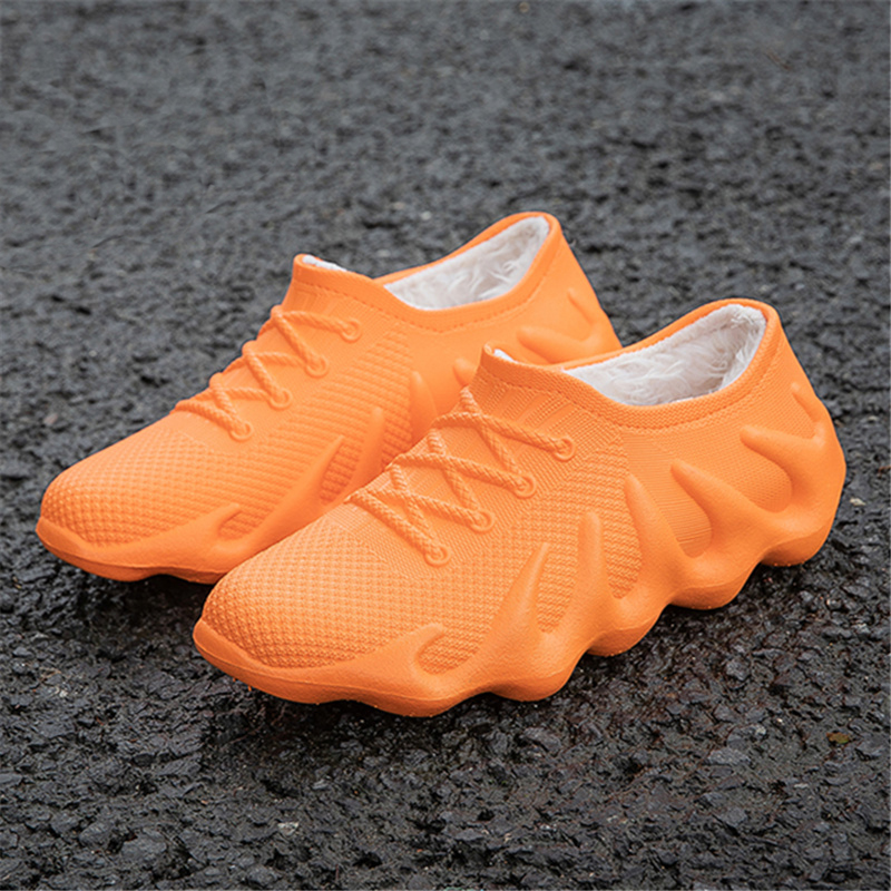 218 오렌지(고정면 포함) 신발이 한 사이즈 작습니다