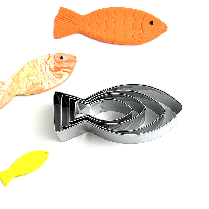 4 조각 납작한 꼬리 물고기 세트