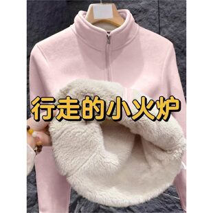 �H��춮aƷչʾ����-��ɫ�u���q����Ů�ﶬ�b�Ӻ����q�ȴ�_�h