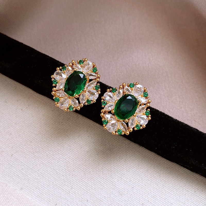 Temperamento de pendientes verdes pendientes ligeros lujosos de alto nivel sensación de pendientes zircon flores joyas geométricas al por mayor fábrica