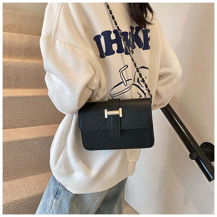 High-end texture checkered tattoo line small bag for women, 2024 new style, simple and trendy, versatile chain single-shoulder crossbody bag undefined