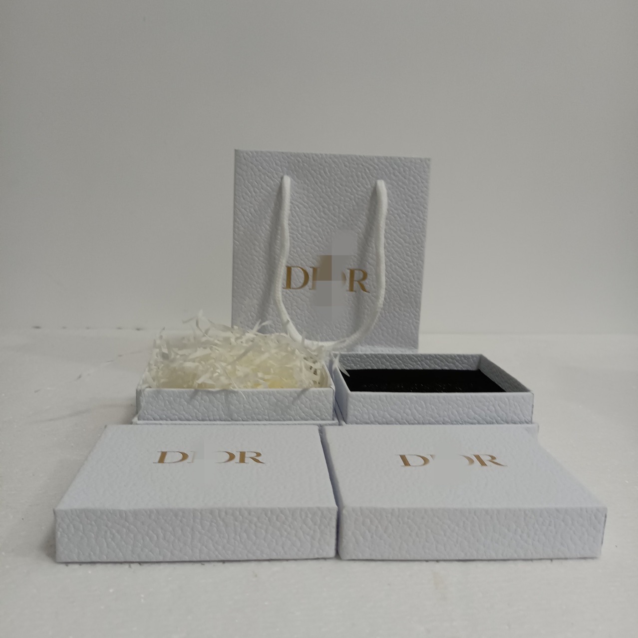 迪新金色款面霜口红盒香水礼品盒真我香水盒手袋礼品袋