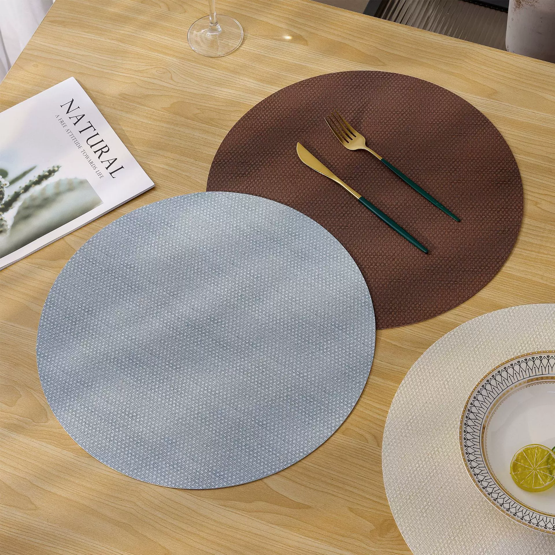 现货制定千粒纹餐垫pvc方形北欧式西餐垫编织中式餐桌垫隔热简约