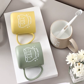 漱口杯;牙刷架;衣钩/挂钩