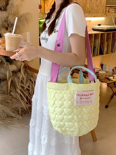 3765 ins Zhao Lusi's same handbag new large-capacity taro purple portable crossbody bag mommy bag