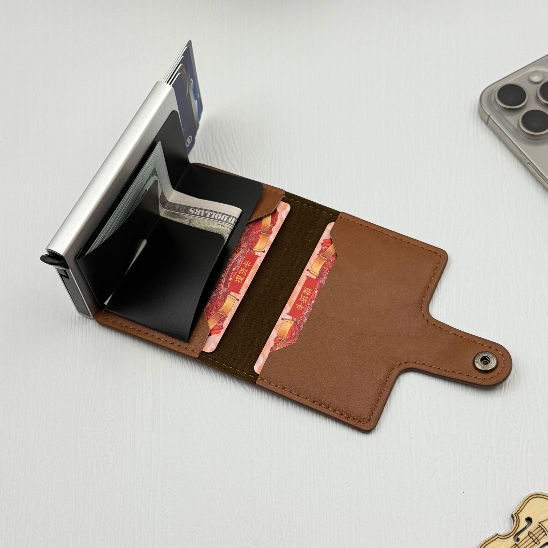 Venta directa de fábrica paquete de tarjetas RFID almacenamiento de documentos cepillo antirrobo transfronterizo Amazon producto explosivo caja de tarjetas de aleación de aluminio billetera pequeña