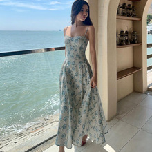 2025夏季欧美新款甜美风裹胸修身气质公主裙碎花吊带连衣裙女代发