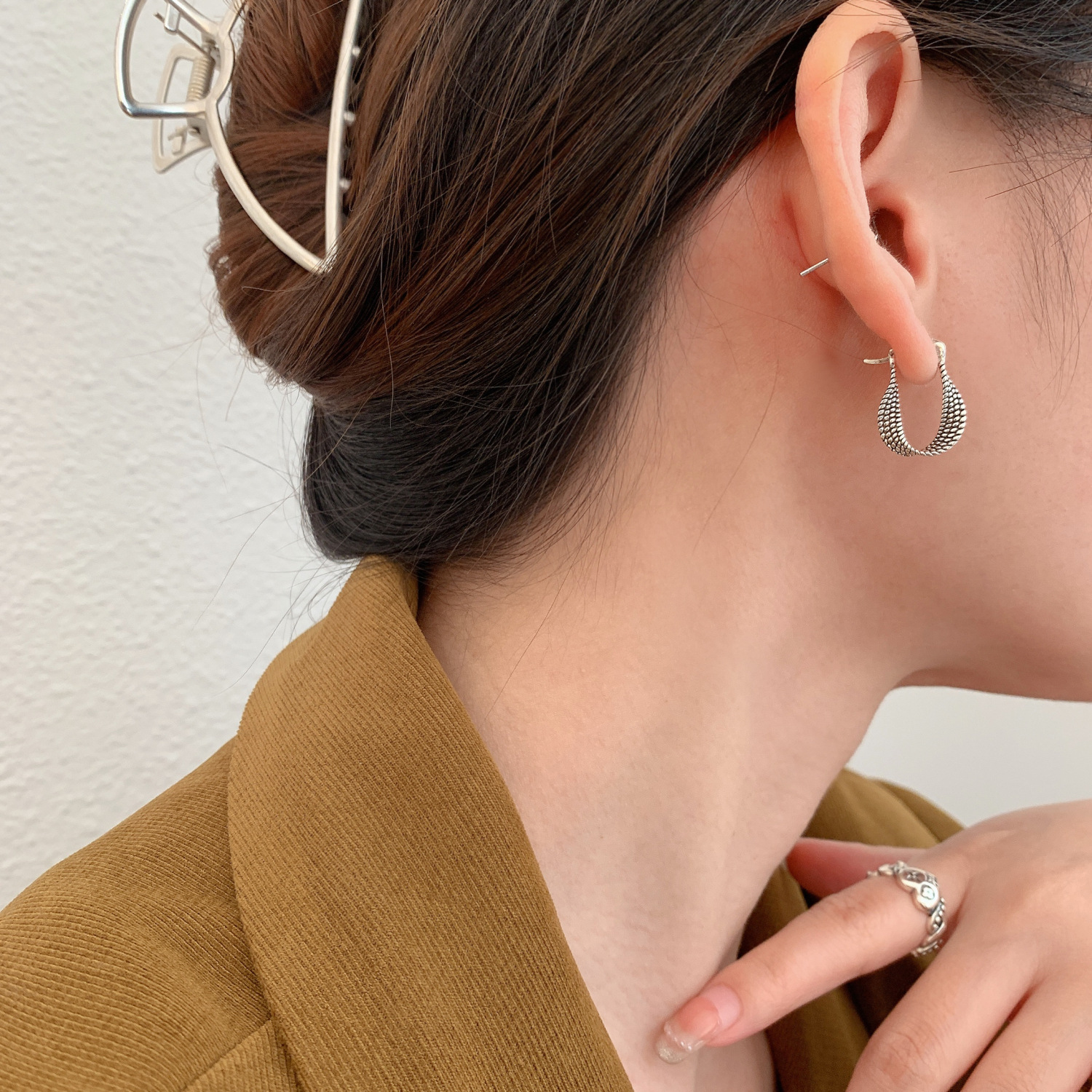 lightweight earrings