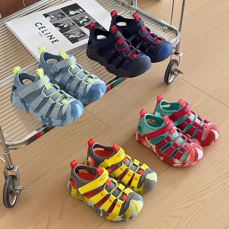 Children's summer sandals