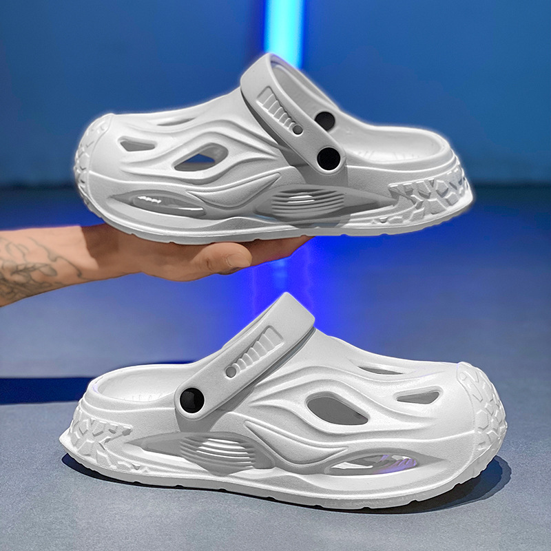 Zapatos con agujeros Sandalias antideslizantes de puntera de suela gruesa de verano de playa para hombre EVA Sensación de mierda Sandalias y zapatillas de conducción transfronteriza