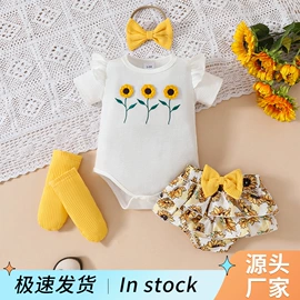 童套装;连身衣、爬服;童连衣裙
