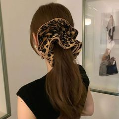 甘くてクールなギャル風の二重の豹の紋様の気質の低い馬尾の大腸のシュシュの首の縄の高級感の髪の皮の筋の髪飾り