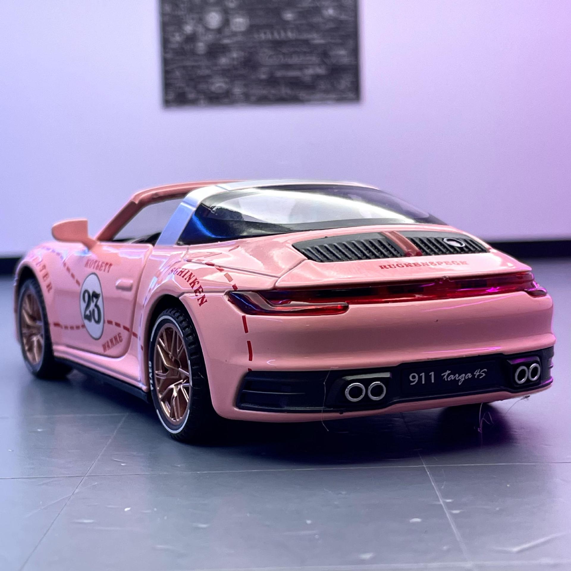 Xinao modelo de coche de aleación de simulación 911Targa4S convertible Tire hacia atrás coche deportivo de juguete de sonido y modelo de luz