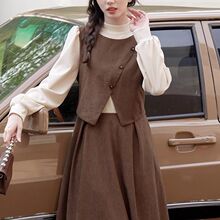 法式复古设计感连衣裙女2025秋新款内搭法式复古打底裙假两件套装