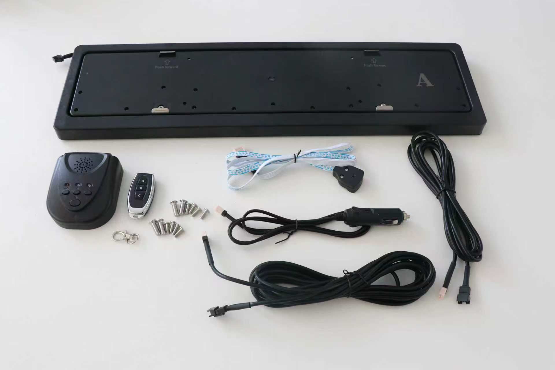 European standard license plate frame for electric vehicles, European standard modified flip-up license plate holder for Russia and Ukraine, license plate number protection