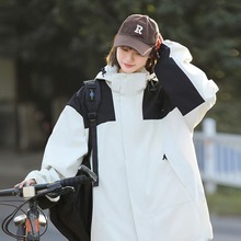 秋季2025新款冲锋衣薄款休闲单冲女款工装户外登山防风防泼水夹克