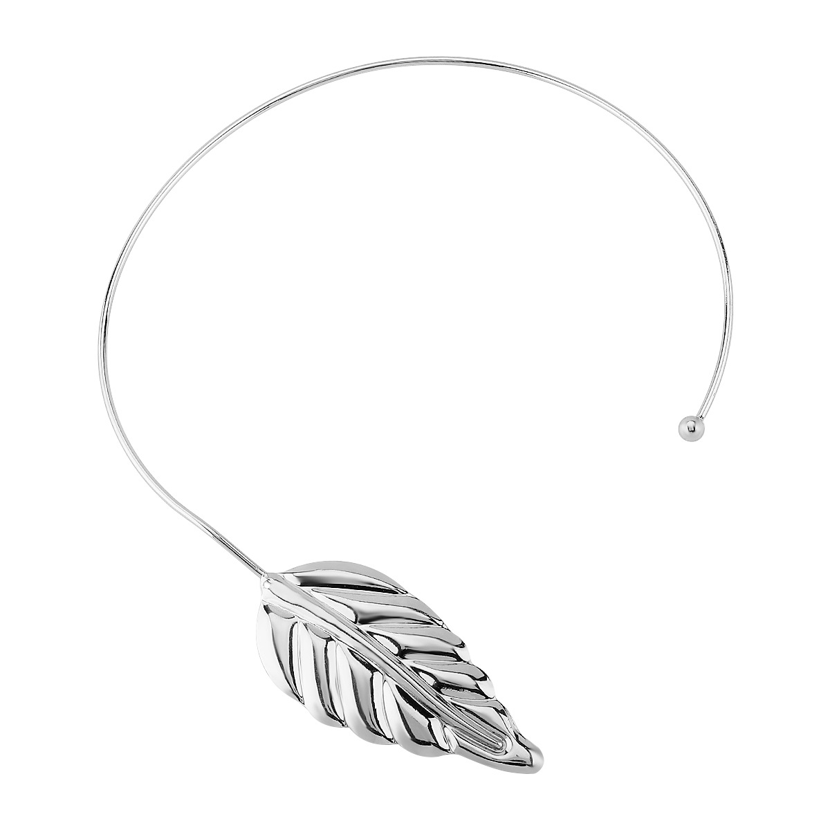 Small design three dimensional sophisticated choker