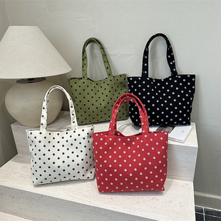 ins�L������Ů�������¿����e����ͨ�ڰٴ�r�в��c�μ����ذ�