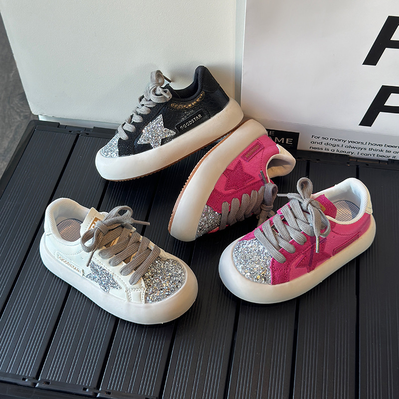 Five-Pointed Star Sneakers 2025 New White Shoes for Men and Women, Trendy Internet Celebrity Sequin Versatile Casual Shoes Wholesale