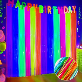 场地布置道具;拉花、彩带;圣诞装饰品