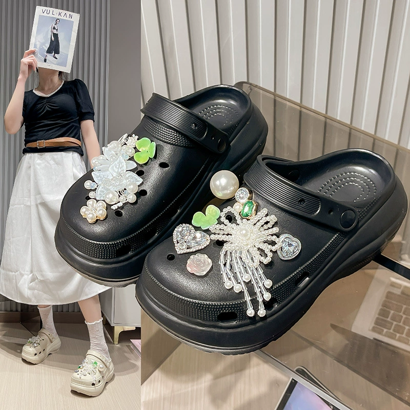 2025 весна и лето новые сказочные пещерные ботинки бабочки атмосфера жемчуг толстый подошва мягкая подошва нескользящие модные сандалии для отдыха