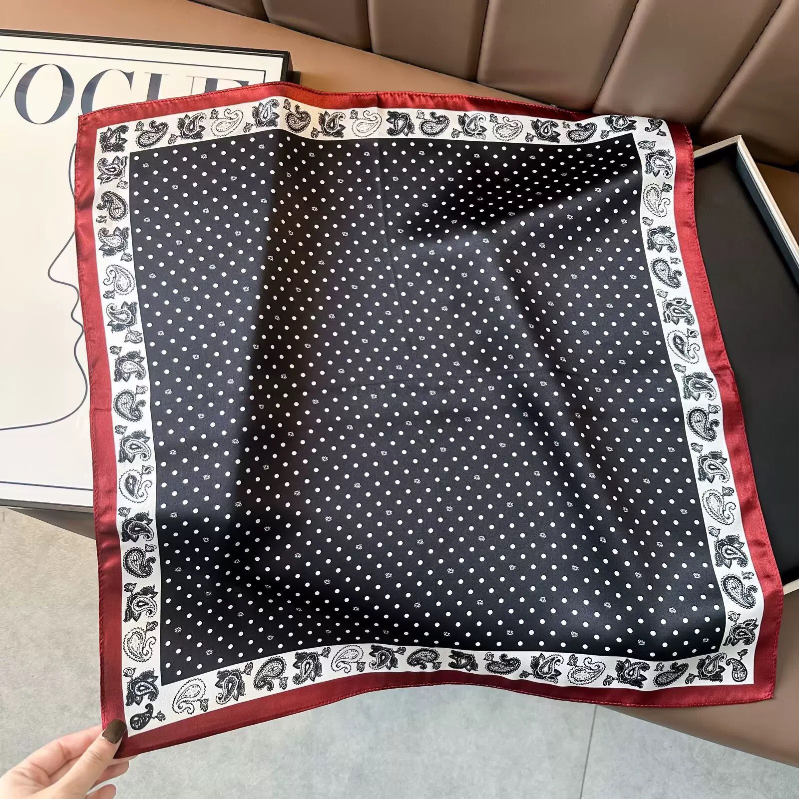 Women's Pure Silk Scarf 2025 New Cashew Polka Dot Square Scarf Autumn/Winter Luxury Old Money Style Korean Necktie