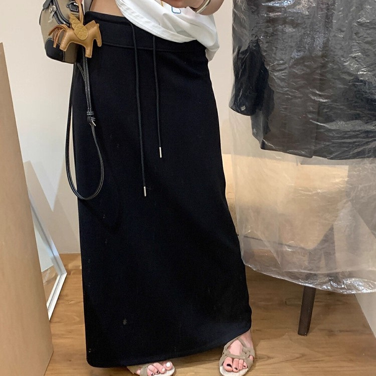 Retro Versatile Strappy Skirt for Women 2025 New Early Autum Elastic Waist Straight Slimming Look Gray Hip Skirt for Women