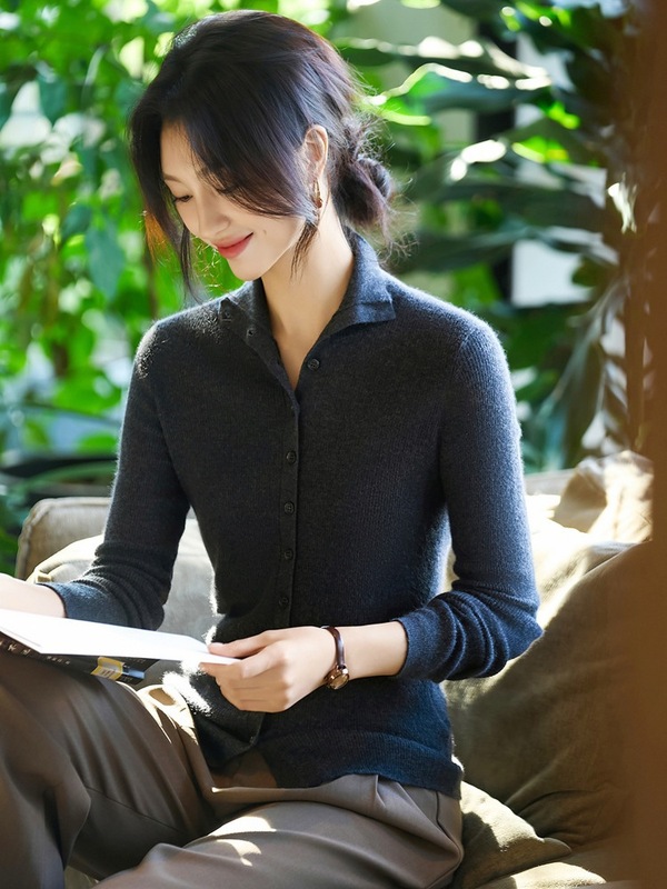 2025年早秋新款真丝羊绒半高领针织开衫长袖女纯色修身显瘦上衣|undefined
