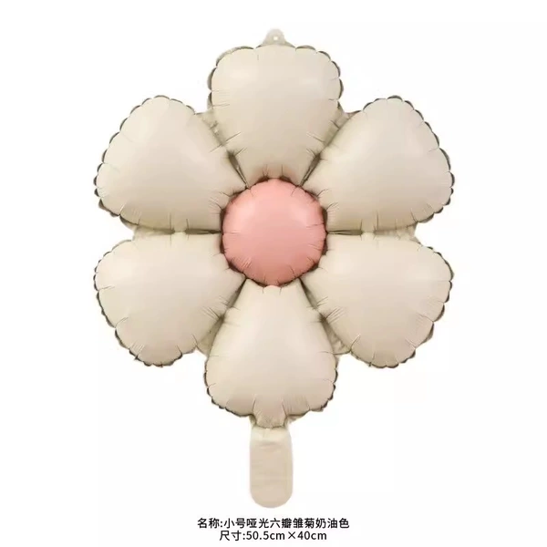 Matte Six-petal Daisy - Small Cream
