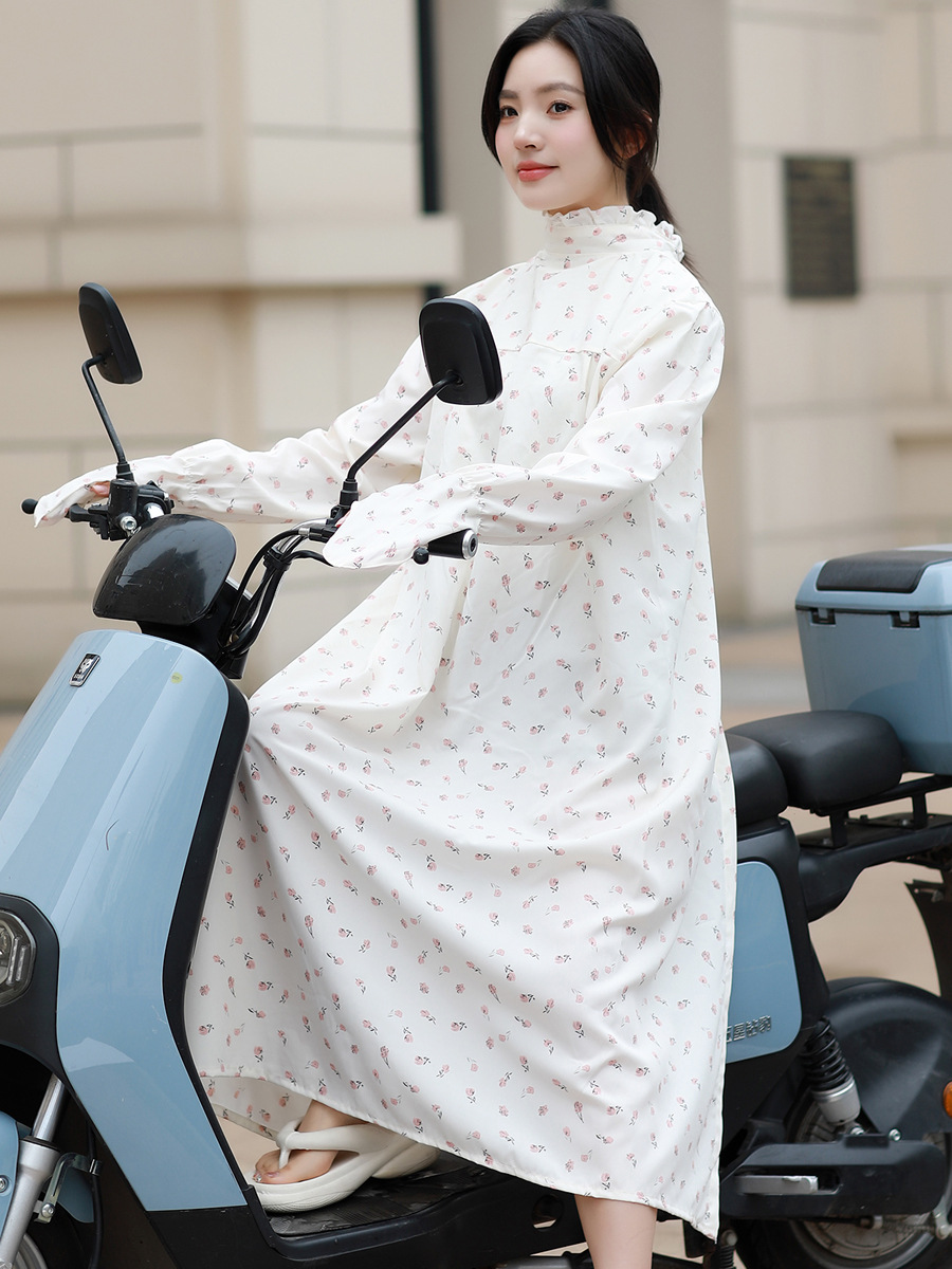 女性の夏の長いタイプのアウトドア自転車の電気自動車の日焼け止め服の全身の日よけのシャツのオートバイのストールの日焼け止め服