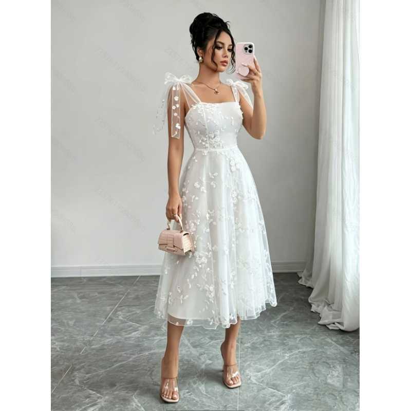 Women's New Summer Style Elegant and Romantic Mesh Embroidered Fabric Lace-Up Waist-Cinching Mid-Length Dress