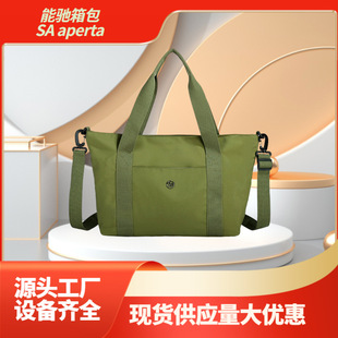 �¿�羳̩���R�����������e�ϓ�Խ������б������e�μ�����Ů��