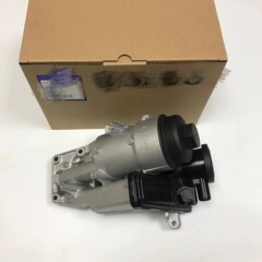 エンジンアルミオイルフィルターハウジングはボルボ油冷アセンブリ31338685に適用されます。