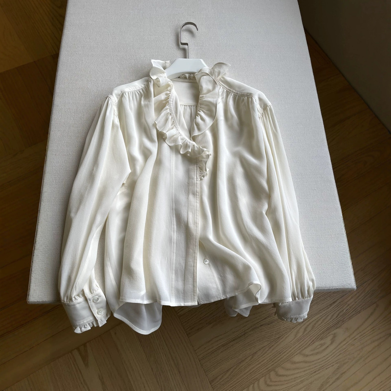 2026 Spring and Summer New Style French Elegant Cream-Colored Lotus Leaf Collar Loose, Light and Airy Silk Long-Sleeved Shirt